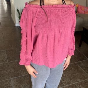 Cute pink top, used once. Size medium